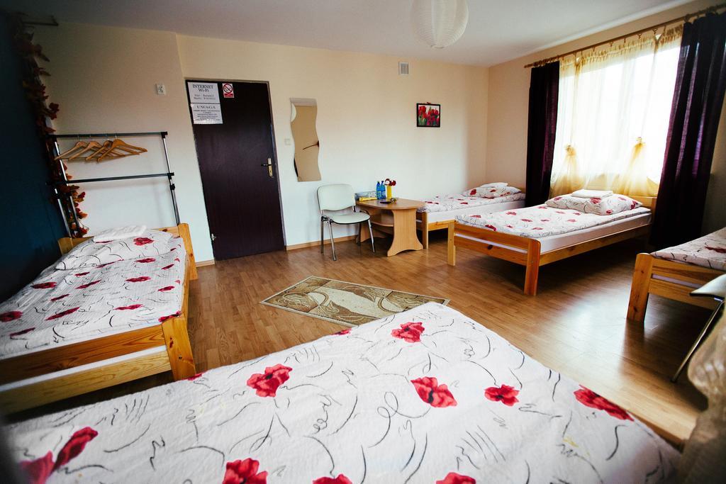 Tanie Noclegi 2 Кельце Экстерьер фото